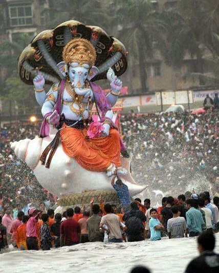 Khetwadicha Raja Ganpati 2011
