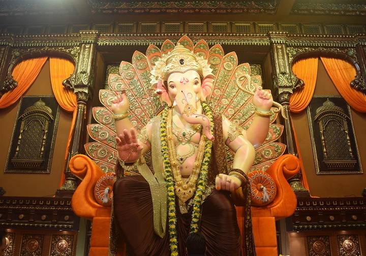 Khetwadicha Ganraj mandap